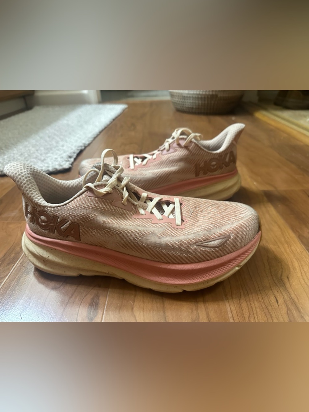 Hoka Women's Clifton 9